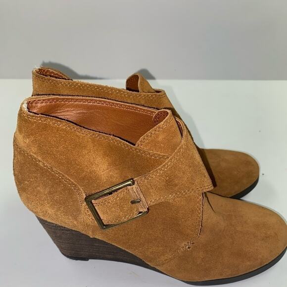 LUCKY BRAND WOMENS “BOOTIE” SIZE 6.5 NWOT - Picture 3 of 5